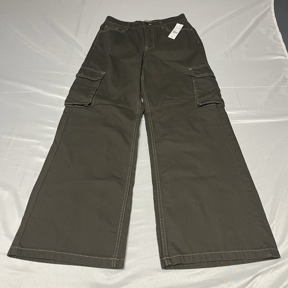 PacSun Pants - NWT PacSun Wide Leg Cargo Pants Olive Green High Rise Size 28 Streetwear